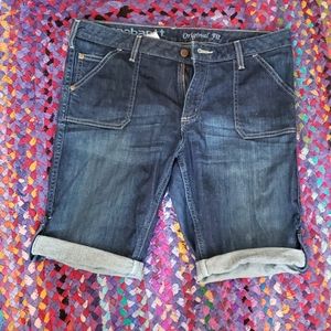Carhartt bermuda shorts